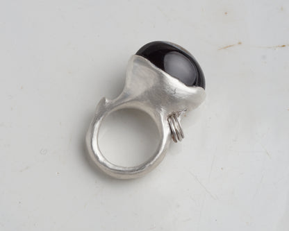 The Agate Guardian Ring