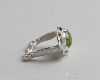 Verdant Peridot Sculptural Ring