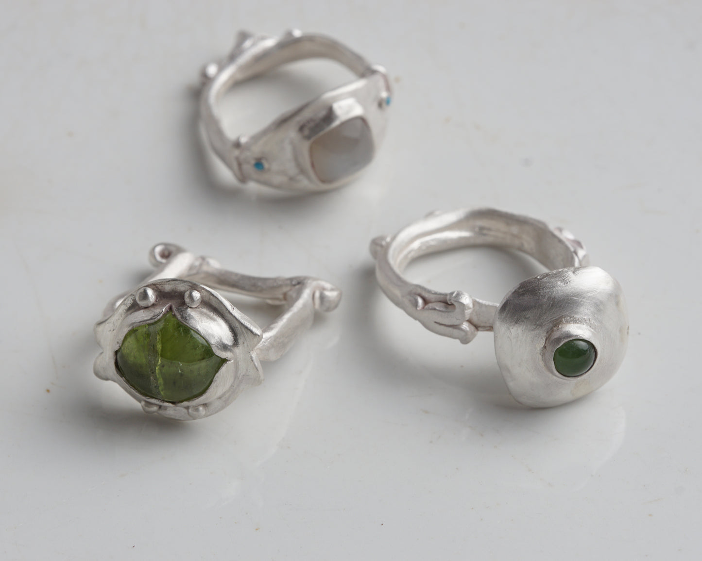 Verdant Peridot Sculptural Ring