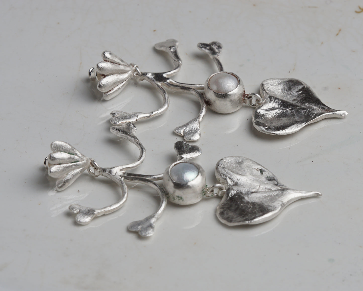 Growing Heart Pearl Earrings