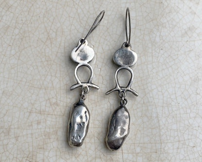 Green Agate & Baroque Pearl Earrings