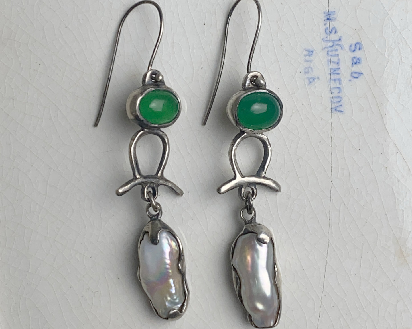Green Agate & Baroque Pearl Earrings