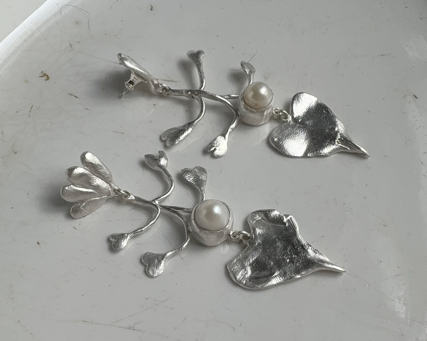 Growing Heart Pearl Earrings
