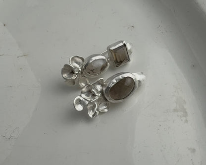 Smoky Balance Earrings